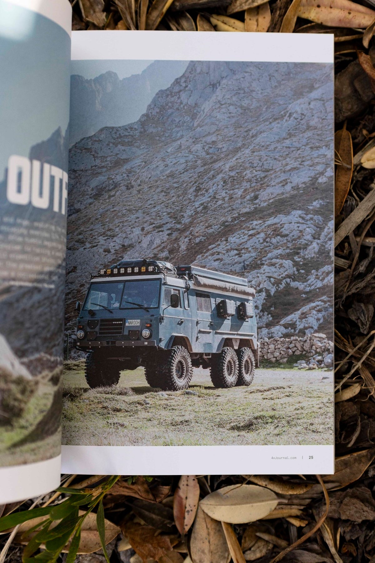 4XJournal Volume 008 — Print Magazine - 4XJournal.com